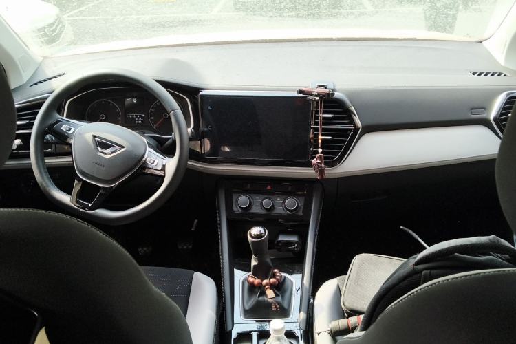 Used Jetta VS5 2024 280TSI Manual Pioneer Edition Center Console