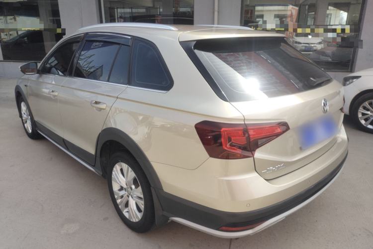 Used Volkswagen C-TREK 2018 1.5L Automatic Comfort Model Rear Left 45 Deg