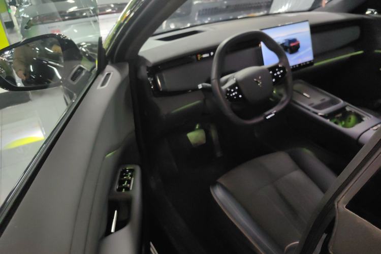 Used VOYAH COURAGE 2024 Four-Wheel Drive Global Edition Driver Seat