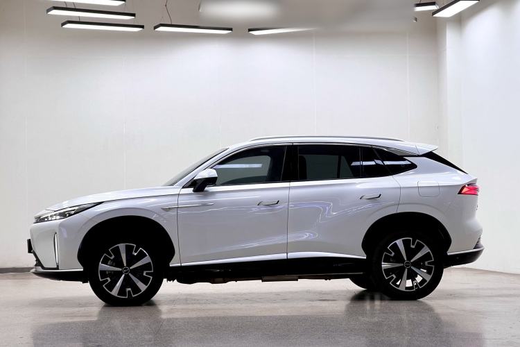 Used Roewe D5X DMH 2024 135 Tech Edition
