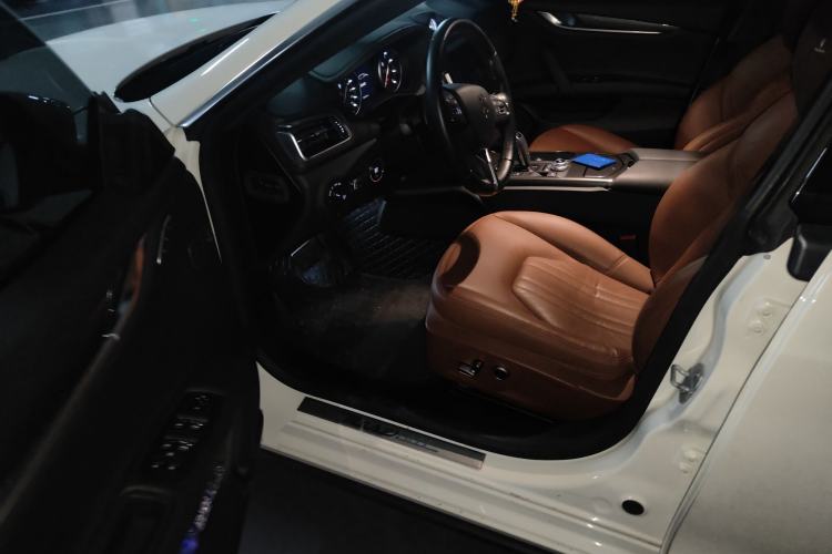 Used Maserati Ghibli 2021 2.0T Sharp Edition