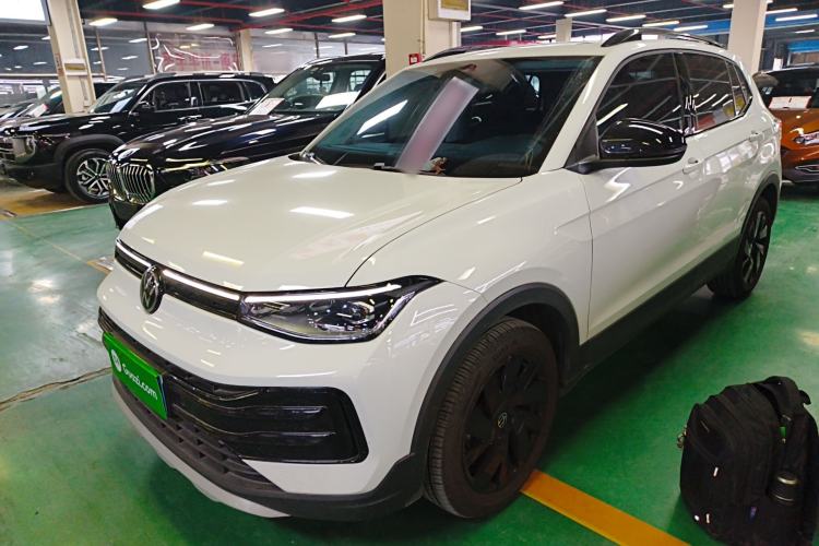 Used Volkswagen Tharu 2025 NewRui 300TSI Prestige Edition