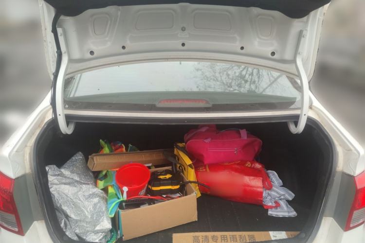 Used Kia K2 2015 Sedan 1.4L MT GLS
