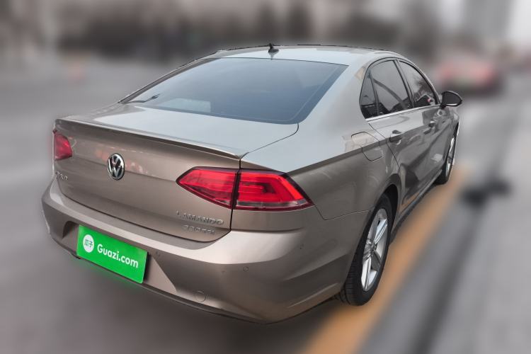 Used Volkswagen Lamando 2015 330TSI DSG Comfort Edition
