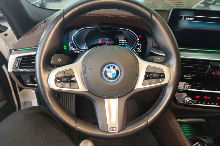 Used BMW 5 Series New Energy 2022 535Le M Sport Package Steering Wheel