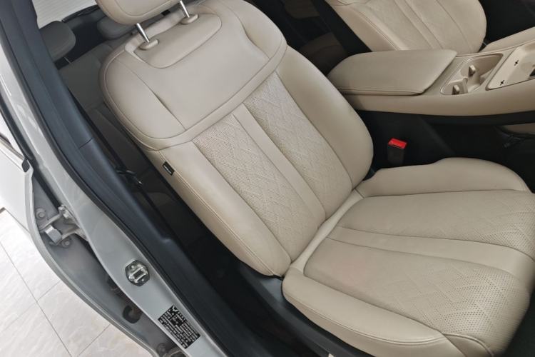 Used Wuling Xingguang S 2024 130 km Flagship Version Right Front Seat