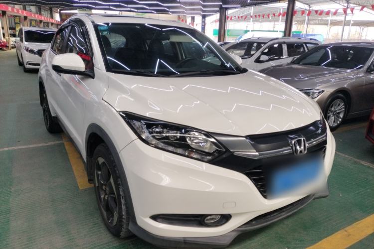 Used Honda Vezel 2015 1.8L CVT 2WD Luxury Model
