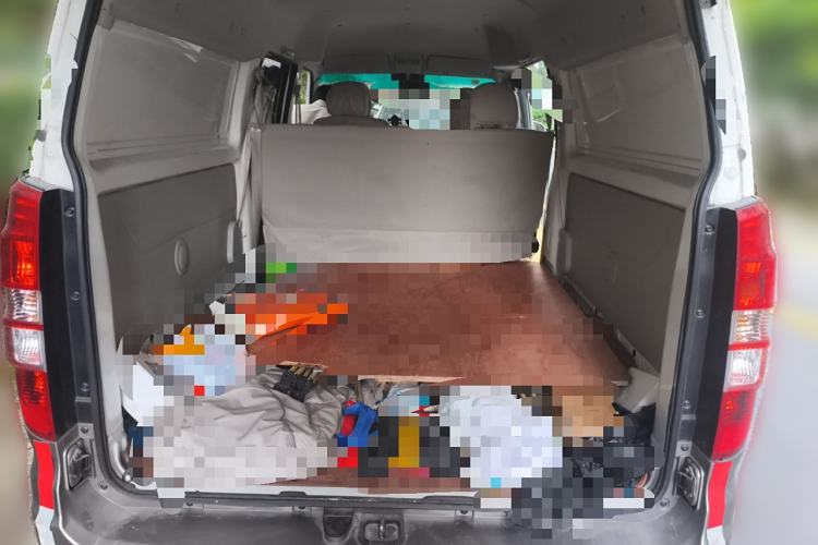 Used Jinbei Hiace X30 2021 1.5L Deluxe Edition Aluminum Wheels Two-Tone Design Central Air Conditioning MP5 Version Van China VI Standard SWC15M