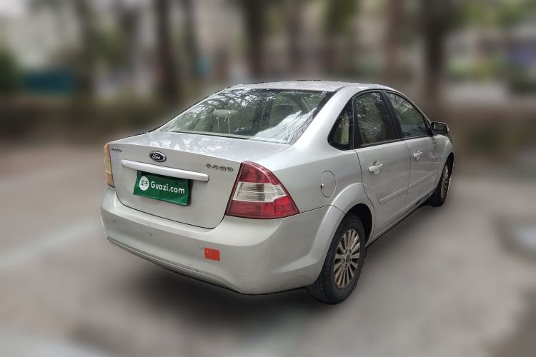 Used Ford Focus 2013 Sedan Classic 1.8L Manual Fashion Edition