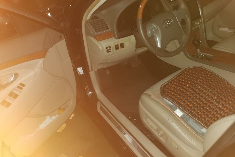 Used Toyota Camry 2010 200G Classic Edition
