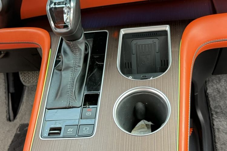 Used Toyota SIENNA 2023 2.5L Hybrid Comfort Edition
