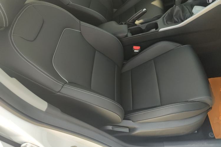 Used Geely Auto Coolray 2025 1.5L Manual Supercharged Edition