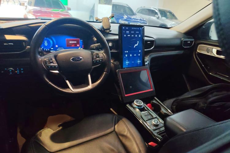 Used Ford Explorer 2020 EcoBoost 285 4x4 Titanium Edition 6 Seats