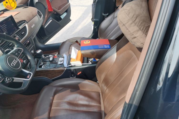 Used Audi A6L 2018 30th Anniversary Edition 45 TFSI quattro Luxury Model
