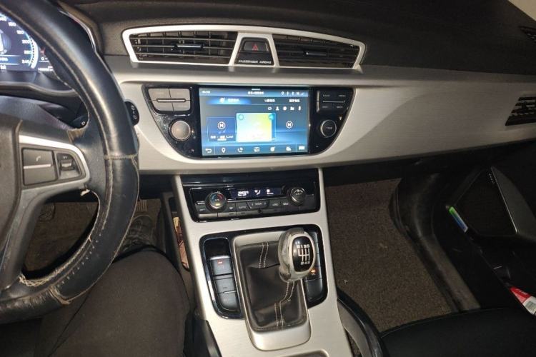 Used Geely Auto Emgrand X7 Sport 2016 2.0L Manual Smart Connect Version