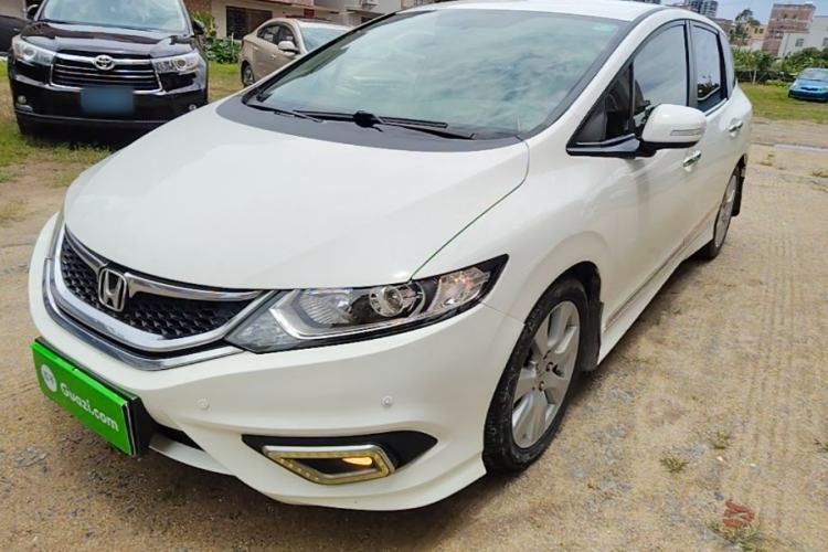 Used Honda Jade 2013 1.8L automatic Comfort version 5 seats