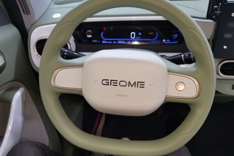 Used Geely Galaxy Panda 2025 210km Panda Rider Steering Wheel