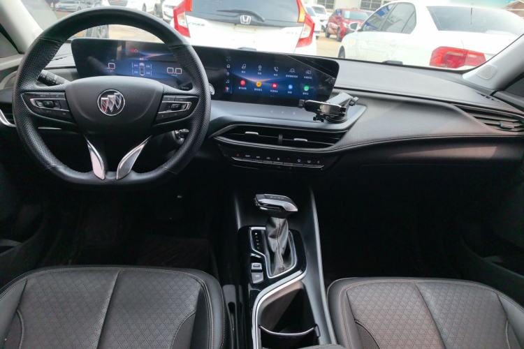 Used Buick Verano 2023 Pro Enjoyment Edition Center Console