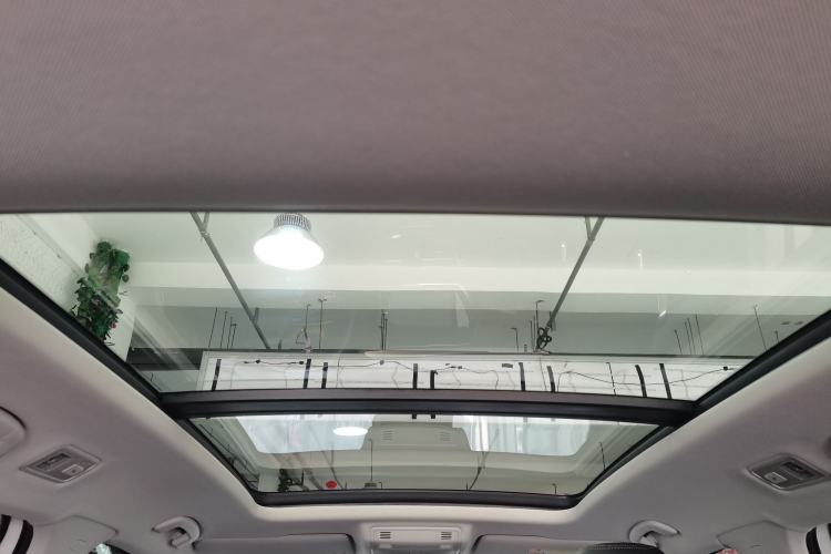 Used Volkswagen Tharu 2022 280TSI Two-Wheel-Drive Luxury Edition Headliner