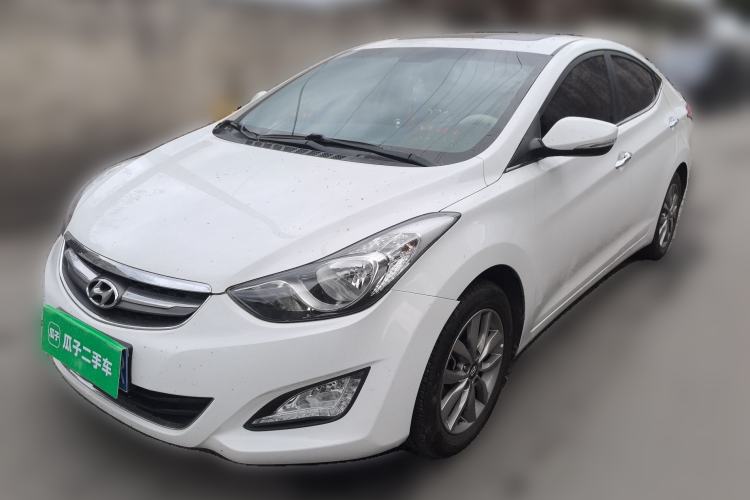 Used Hyundai Elantra (5th Generation / Langdong) 2015 1.6L Manual Leading Model
