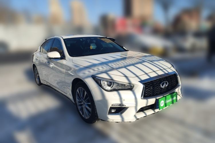 Used Infiniti Q50L 2018 2.0T Enjoyment Version China VI Standard
