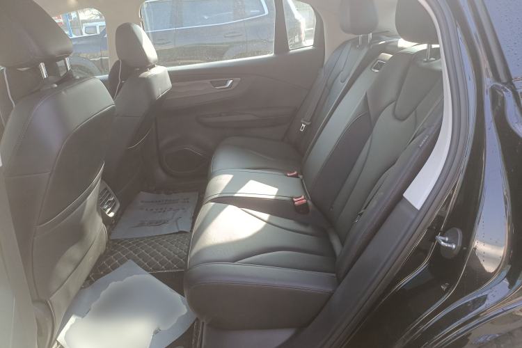 Used Hongqi E-QM5 2022 431 km Charge & Enjoy Edition
