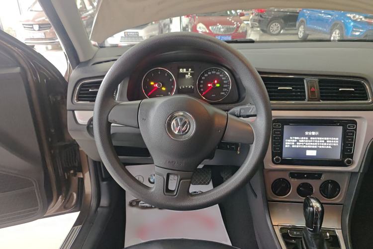 Used Volkswagen Gran Lavida 2013 1.6L Automatic Comfort Model
