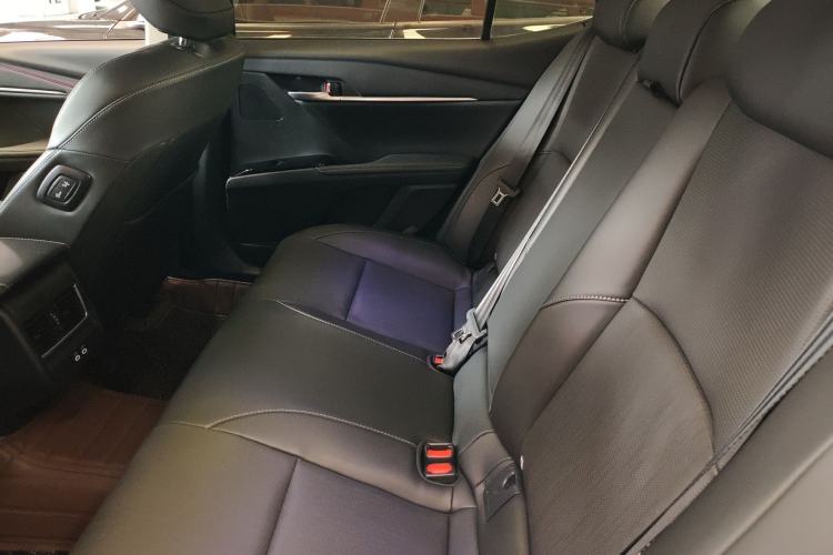 Used Toyota Camry 2024 Dual-Motor 2.0 HG Premium Edition