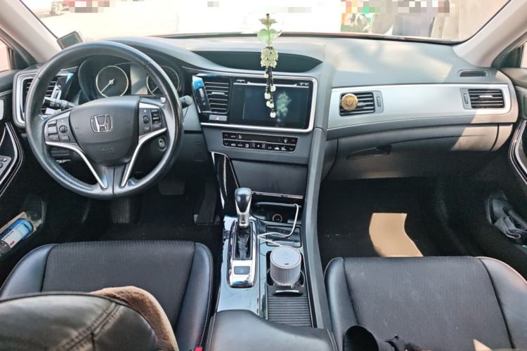 Used Honda Spirior 2015 2.0L Prestige Edition
