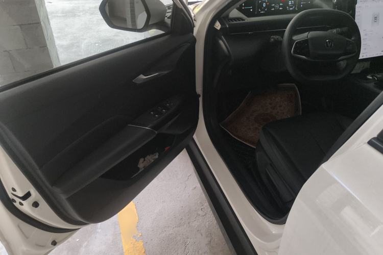 Used CHANGAN Eado DD 2023 Blue Whale NE 1.5T GDI DCT Luxury Edition
