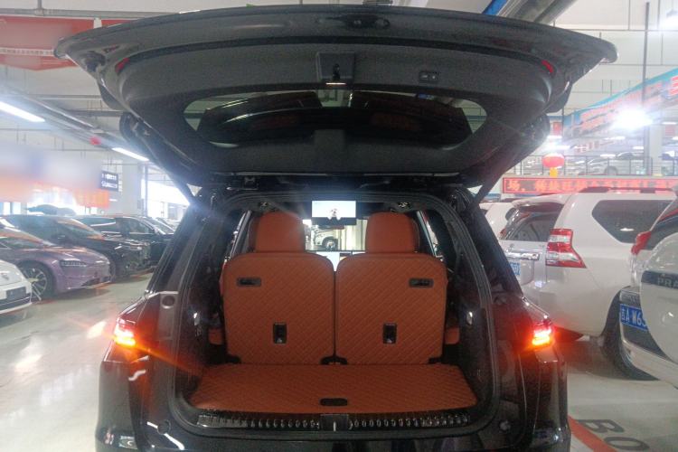 Used Li Auto L9 2022 Max model