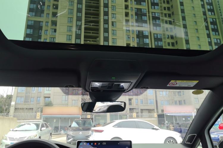 Used Volkswagen Golf 2025 300TSI R-Line
