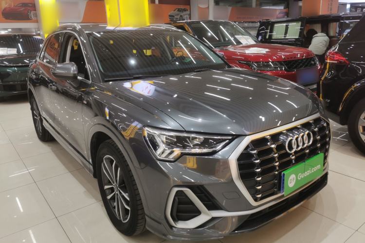 Used Audi Q3 2022 35 TFSI Progressive Dynamic Edition
