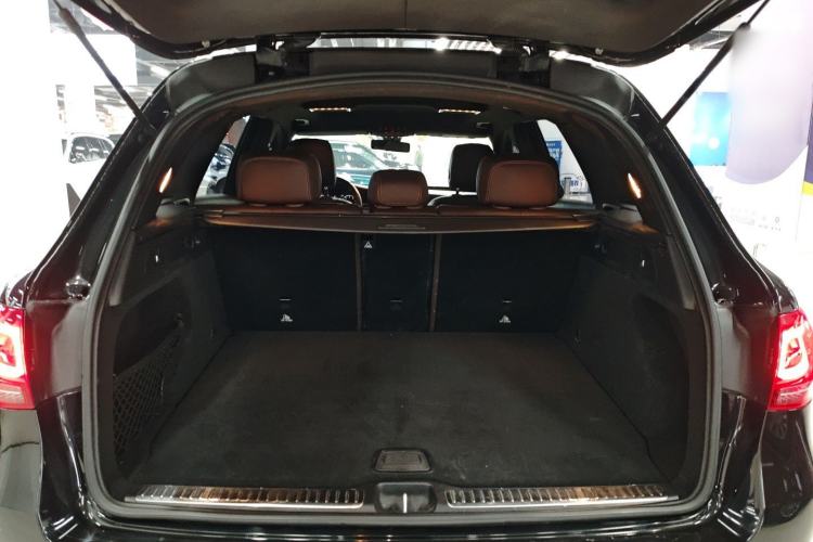 Used Mercedes-Benz GLC 2022 Facelifted GLC 260 L 4MATIC Dynamic Edition Trunk