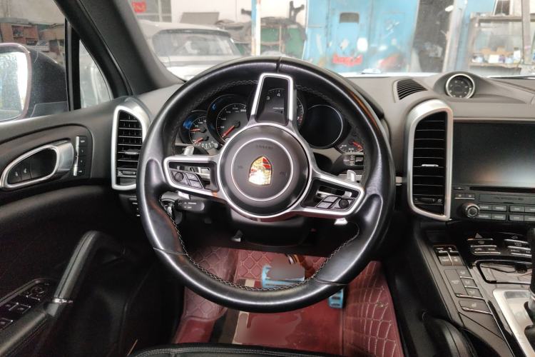 Used Porsche Cayenne 2016 Cayenne 3.0T Steering Wheel