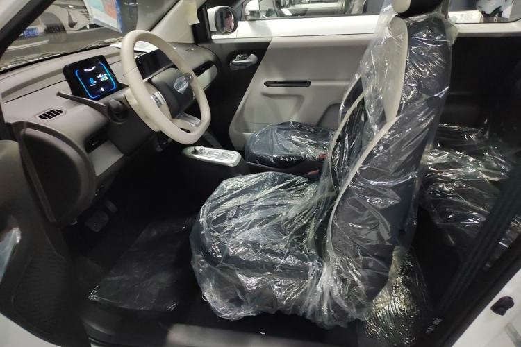 Used CHANGAN NEVO Lumin 2026 Model Treasure Edition 205km Passionate Beige Ningde Left Front Seat