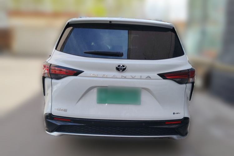 Used Toyota Granvia 2024 2.5L Hybrid Luxury Edition Exterior 4