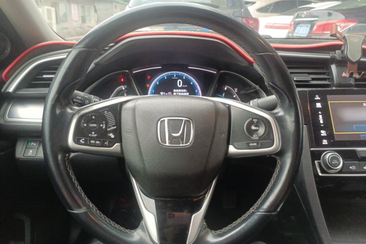 Used Honda Civic 2016 220TURBO CVT Prestige Edition
