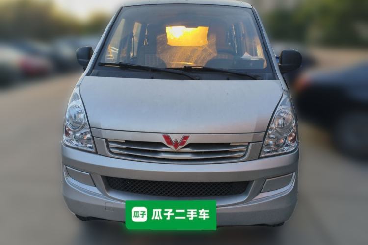 Used Wuling Rongguang S 2021 1.2L Base Model 5-Seater LSI
