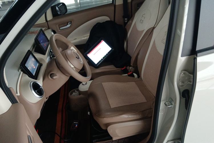 Used Wuling Hongguang MINIEV 2025 Four-Door Version Zhenxiang+ Edition Left Front Seat