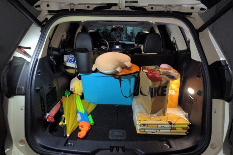 Used Ford Edge 2016 EcoBoost 245 Two-Wheel-Drive Titanium 7-Seater
