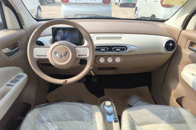 Used Wuling Hongguang MINIEV 2025 Four-Door Version Advanced Edition
