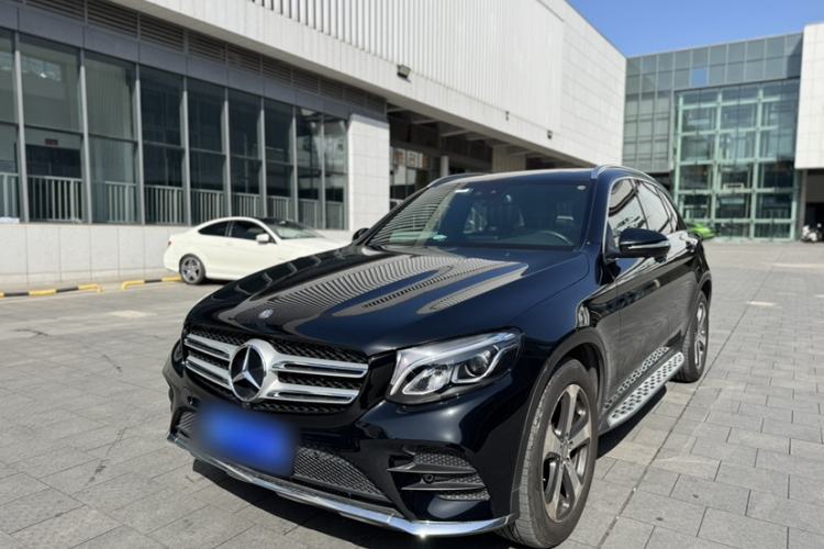 Used Mercedes-Benz GLC 2017 GLC 260 4MATIC Luxury Model