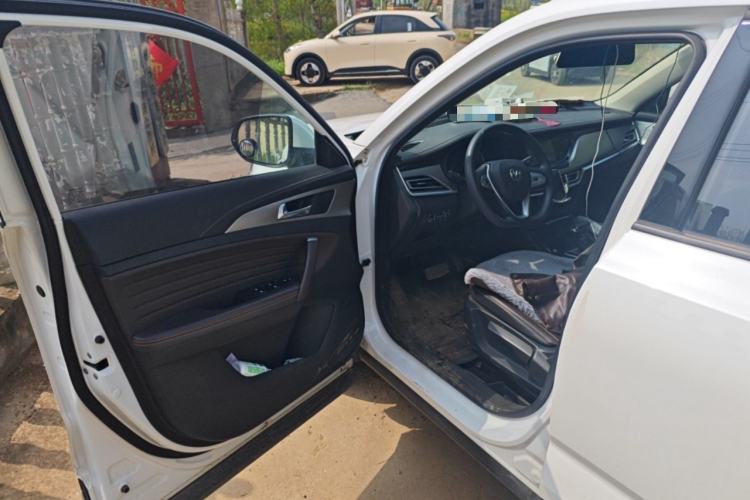 Used CHANGAN CS35PLUS 2019 1.6L Automatic Yue Lian Upgrade Edition Driver Seat