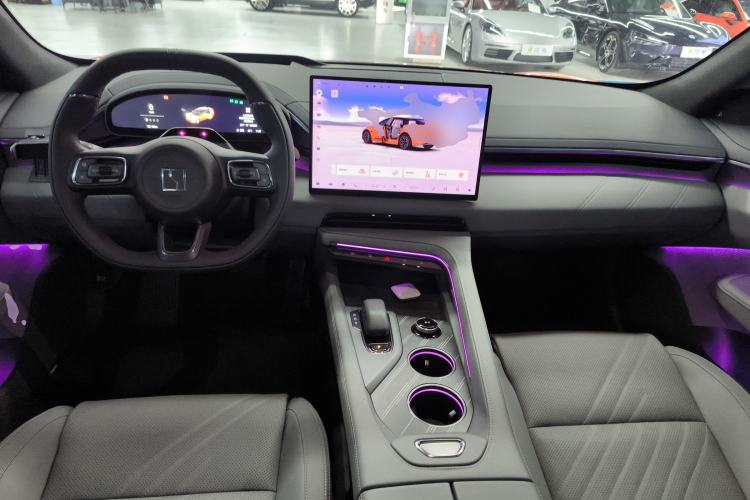 Used Zeekr 001 2024 WE Edition 100 kWh Rear-Drive Center Console