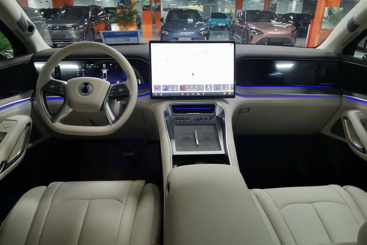 Used Denza N9 2025 Prestige Version
