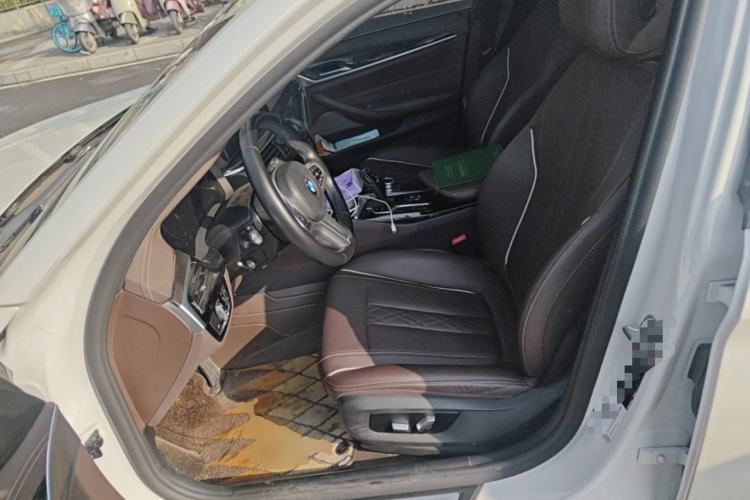 Used BMW 5 Series 2022 Restyled 525Li M Sport Package