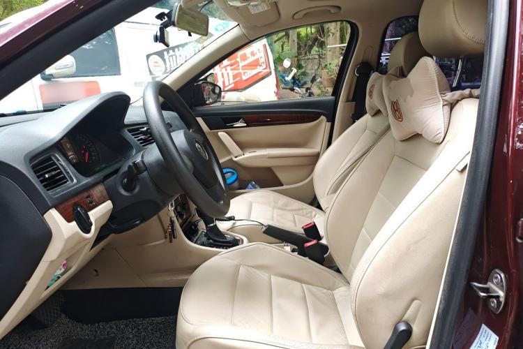 Used Volkswagen Lavida 2013 Restyled Classic 1.6L Automatic Comfort Edition