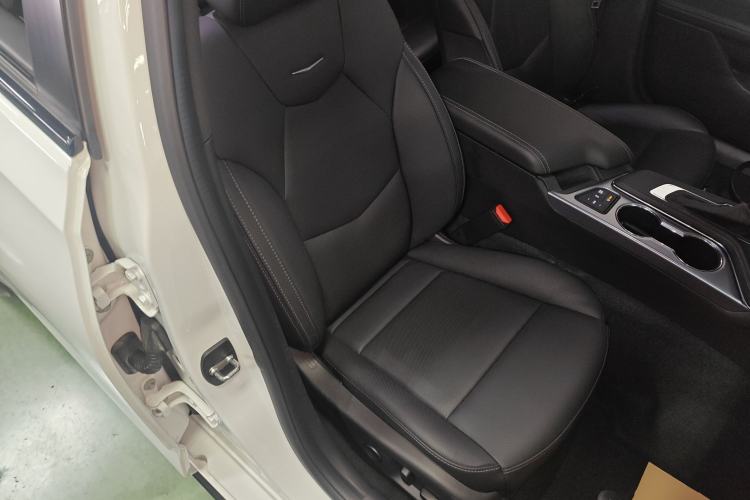 Used Cadillac CT4 2023 25T Luxury Model
