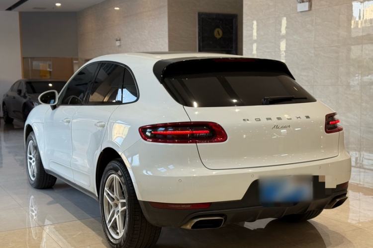 Used Porsche Macan 2017 Macan 2.0T
